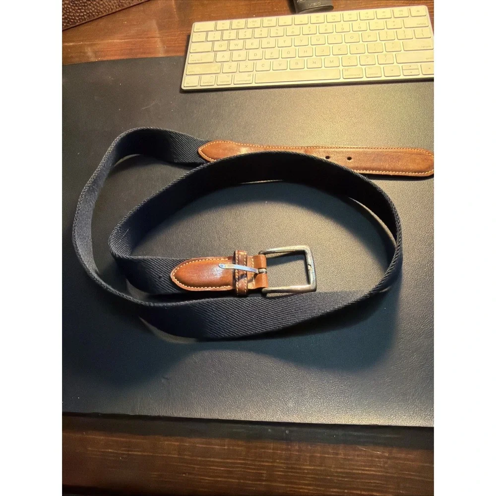 Brooks Brothers Navy Grosgrain And Leather Casual Belt, Size 38!